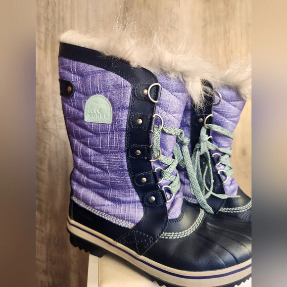 Sorel NEW Girl´s Purple Black Joan Of Arctic Fur Mid-Calf Winter Boots Size 6 - Picture 7 of 8